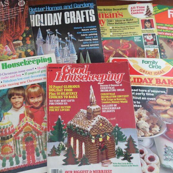 10 Vintage Christmas Housekeeping, Holiday Crafts & Baking Magazines - Picture 9 of 9
